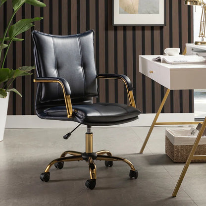 Silla de trabajo de cuero Lundgren con brazos acolchados 